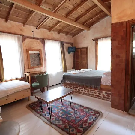 イン カイセルカヤ コテージズ セルチュク